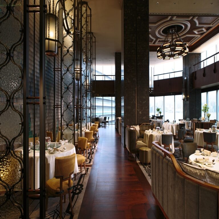 Renaissance_HK_-_Dynasty_Restaurant_-_Main_Dining_Hall